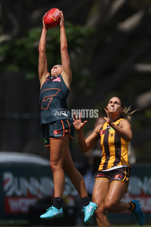 AFLW 2024 Round 08 - Hawthorn v GWS - A-55339696