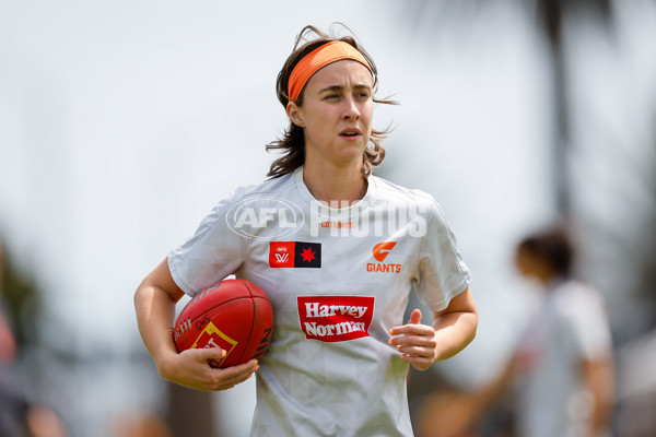 AFLW 2024 Round 08 - Hawthorn v GWS - A-55339744