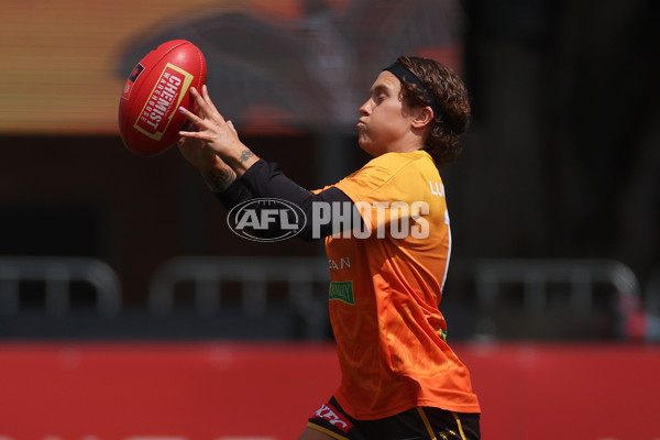 AFLW 2024 Round 08 - Hawthorn v GWS - A-55339770