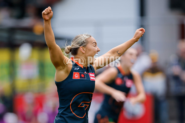 AFLW 2024 Round 08 - Hawthorn v GWS - A-55339783