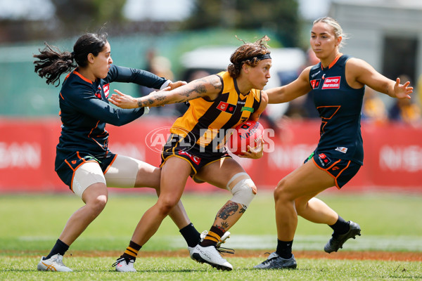 AFLW 2024 Round 08 - Hawthorn v GWS - A-55339784