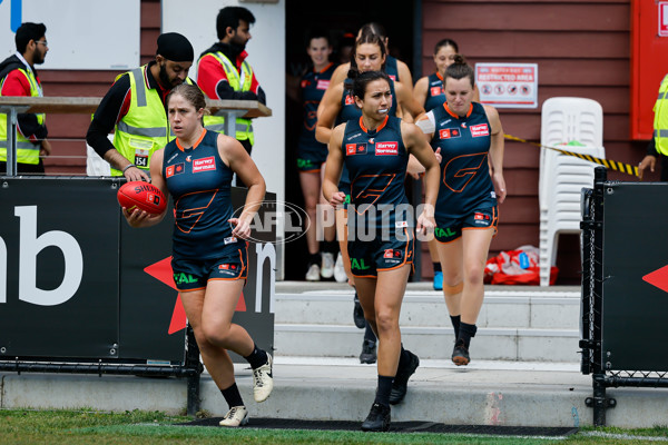 AFLW 2024 Round 08 - Hawthorn v GWS - A-55339815