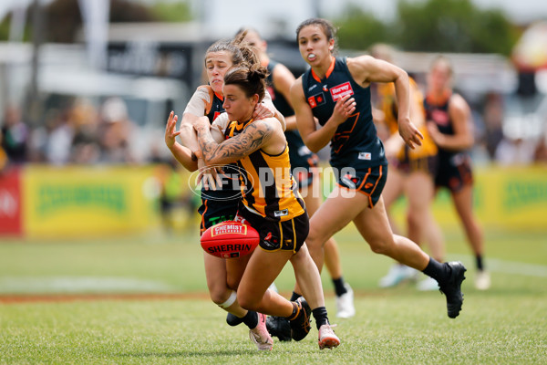 AFLW 2024 Round 08 - Hawthorn v GWS - A-55341959