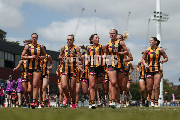 AFLW 2024 Round 08 - Hawthorn v GWS - A-55342007