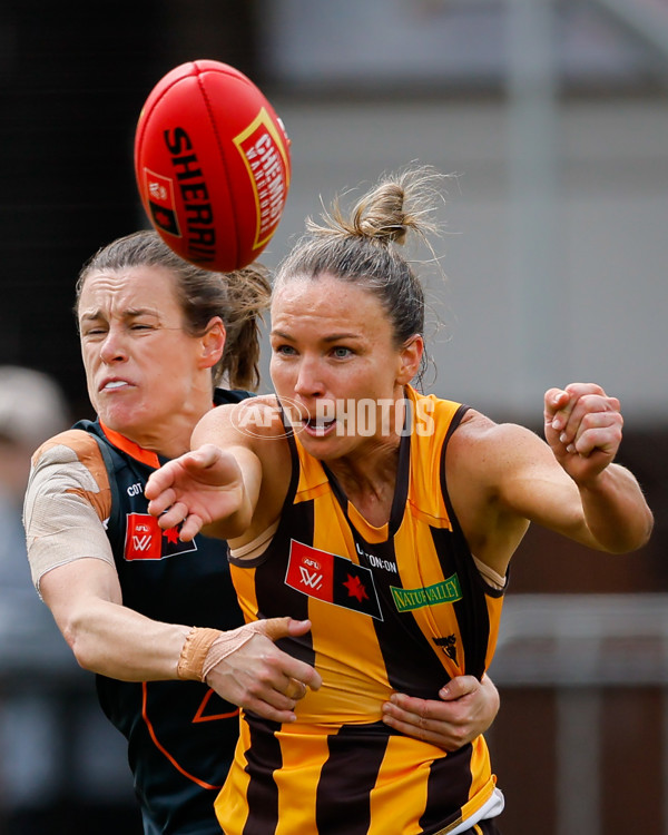 AFLW 2024 Round 08 - Hawthorn v GWS - A-55342022