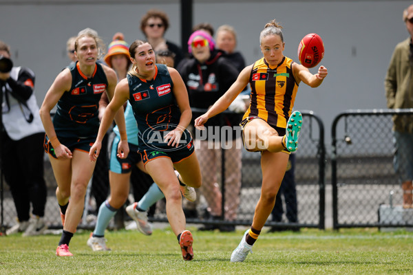 AFLW 2024 Round 08 - Hawthorn v GWS - A-55343055