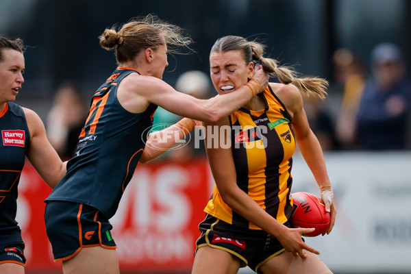 AFLW 2024 Round 08 - Hawthorn v GWS - A-55343065