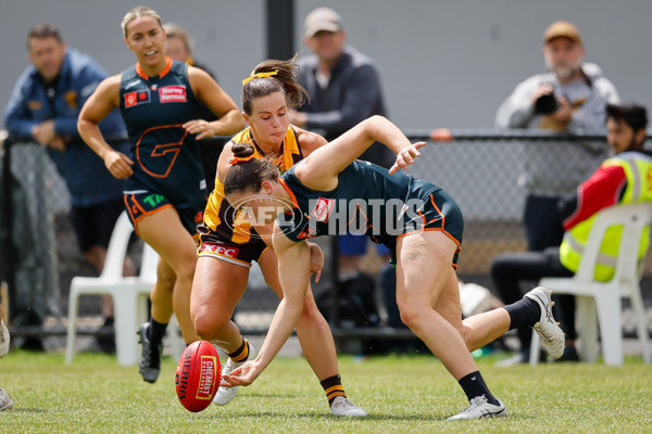 AFLW 2024 Round 08 - Hawthorn v GWS - A-55343067