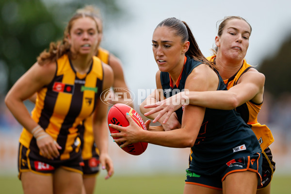 AFLW 2024 Round 08 - Hawthorn v GWS - A-55343089