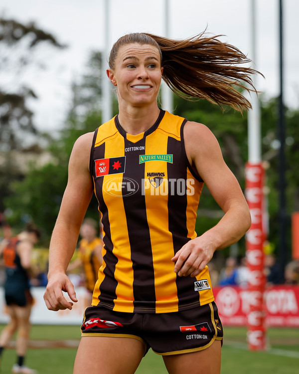 AFLW 2024 Round 08 - Hawthorn v GWS - A-55343121