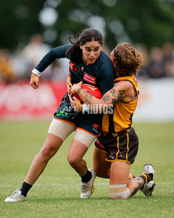 AFLW 2024 Round 08 - Hawthorn v GWS - A-55347017