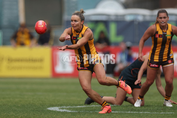 AFLW 2024 Round 08 - Hawthorn v GWS - A-55347069