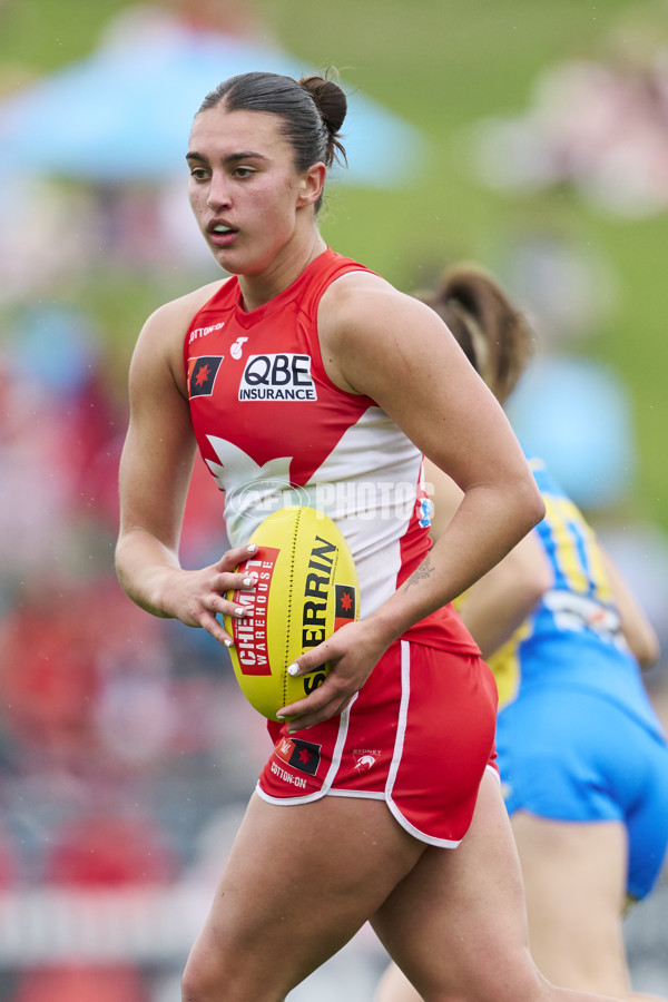 AFLW 2024 Round 08 - Sydney v Gold Coast - A-55348835