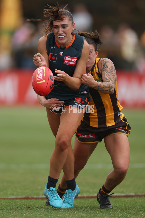 AFLW 2024 Round 08 - Hawthorn v GWS - A-55348879