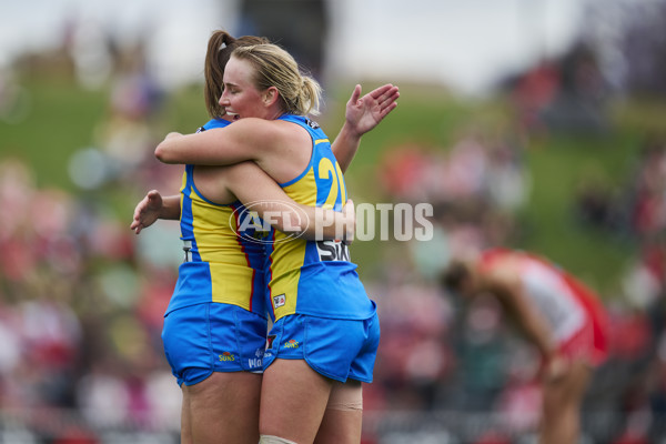 AFLW 2024 Round 08 - Sydney v Gold Coast - A-55348890