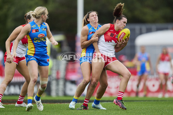 AFLW 2024 Round 08 - Sydney v Gold Coast - A-55349424