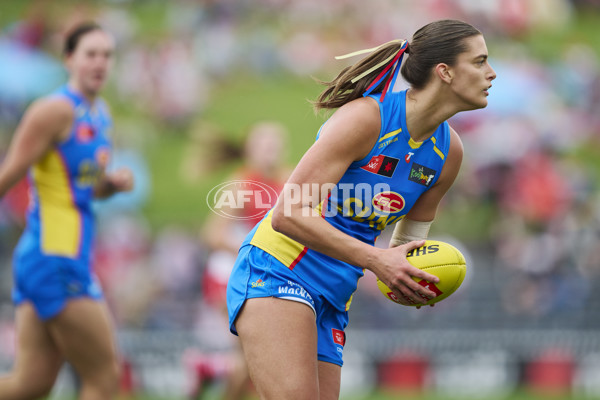 AFLW 2024 Round 08 - Sydney v Gold Coast - A-55349430