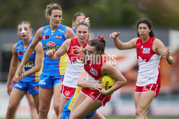 AFLW 2024 Round 08 - Sydney v Gold Coast - A-55351641