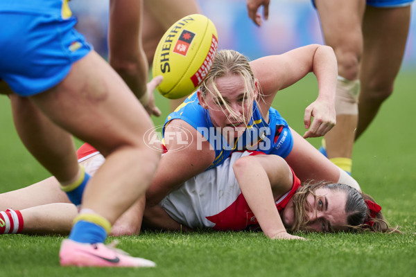 AFLW 2024 Round 08 - Sydney v Gold Coast - A-55351642