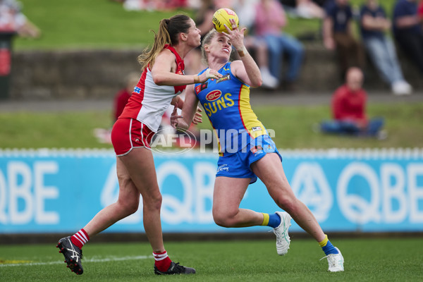 AFLW 2024 Round 08 - Sydney v Gold Coast - A-55351665