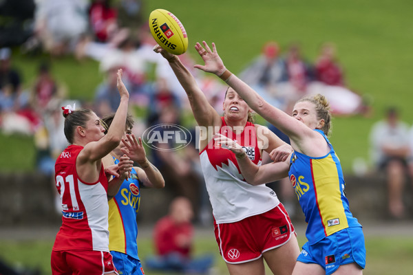 AFLW 2024 Round 08 - Sydney v Gold Coast - A-55351680