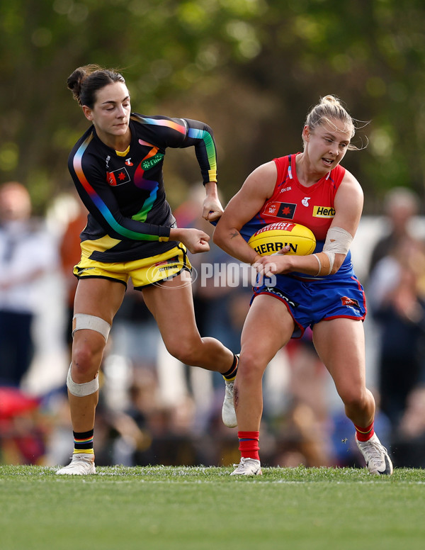 AFLW 2024 Round 08 - Melbourne v Richmond - A-55351686