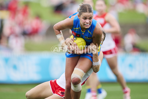 AFLW 2024 Round 08 - Sydney v Gold Coast - A-55351706