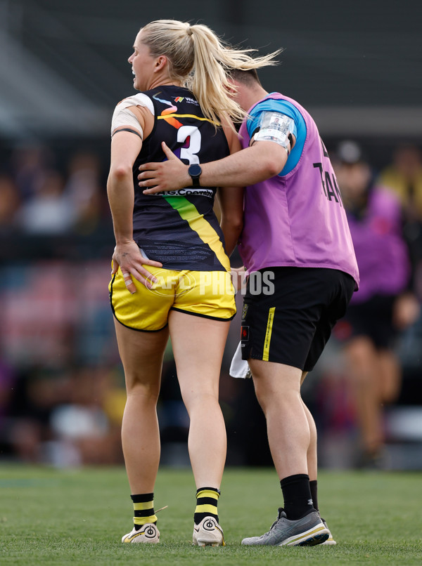 AFLW 2024 Round 08 - Melbourne v Richmond - A-55351721