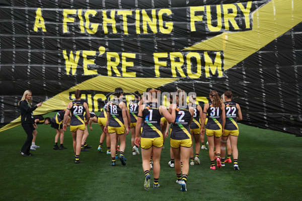 AFLW 2024 Round 08 - Melbourne v Richmond - A-55352653