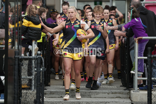 AFLW 2024 Round 08 - Melbourne v Richmond - A-55352658