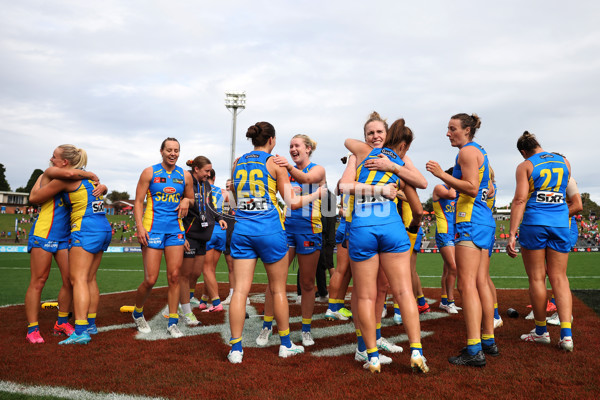 AFLW 2024 Round 08 - Sydney v Gold Coast - A-55352677