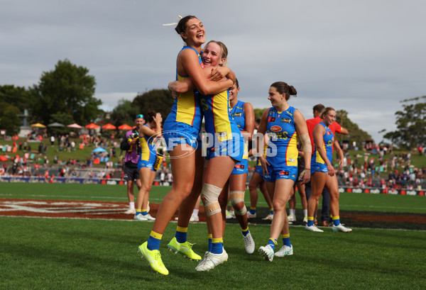 AFLW 2024 Round 08 - Sydney v Gold Coast - A-55352687