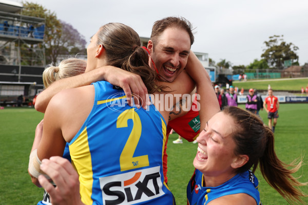 AFLW 2024 Round 08 - Sydney v Gold Coast - A-55352691