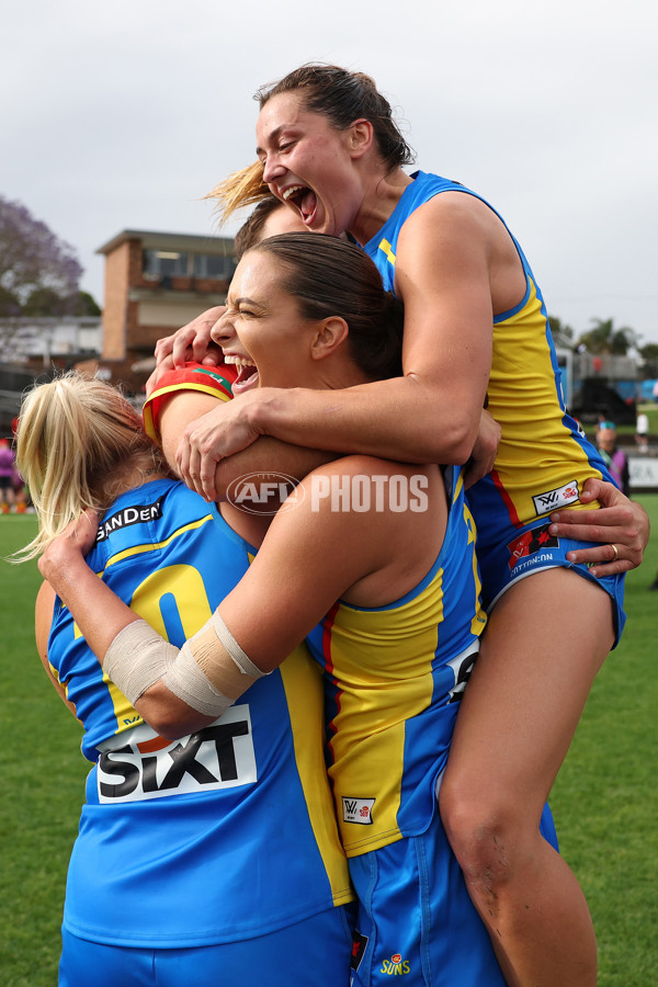 AFLW 2024 Round 08 - Sydney v Gold Coast - A-55352696