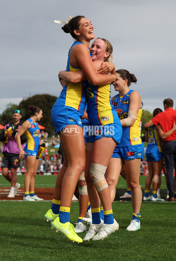 AFLW 2024 Round 08 - Sydney v Gold Coast - A-55352697