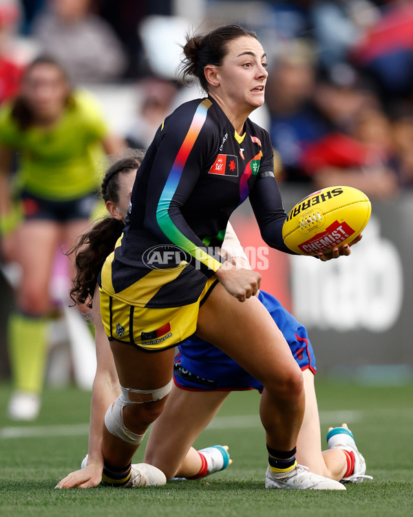 AFLW 2024 Round 08 - Melbourne v Richmond - A-55352718