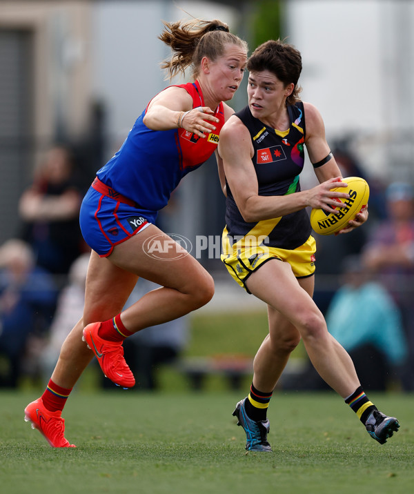 AFLW 2024 Round 08 - Melbourne v Richmond - A-55352739