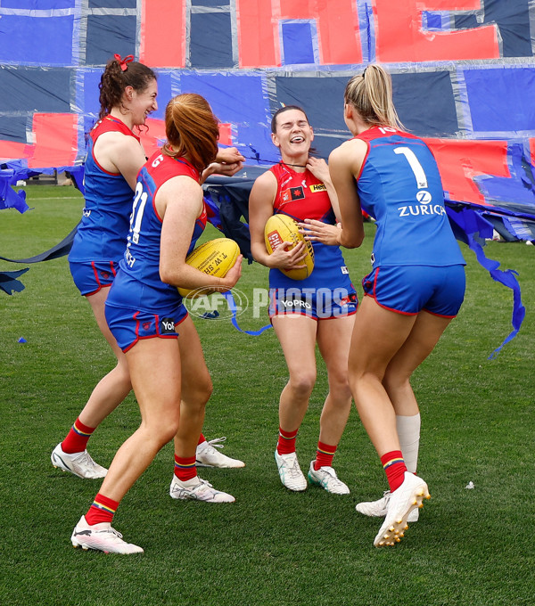 AFLW 2024 Round 08 - Melbourne v Richmond - A-55354973