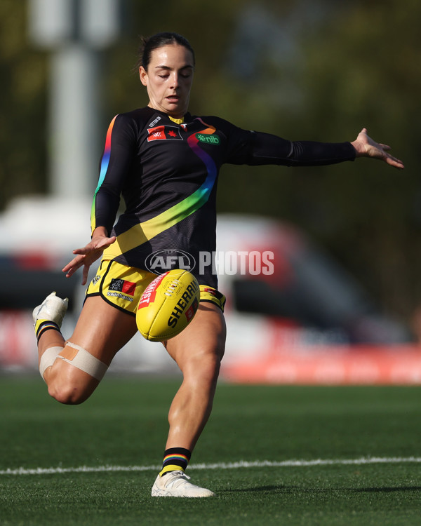 AFLW 2024 Round 08 - Melbourne v Richmond - A-55354987