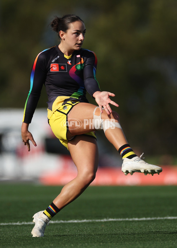 AFLW 2024 Round 08 - Melbourne v Richmond - A-55354989