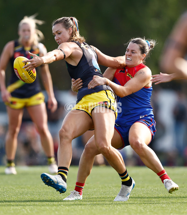 AFLW 2024 Round 08 - Melbourne v Richmond - A-55355070