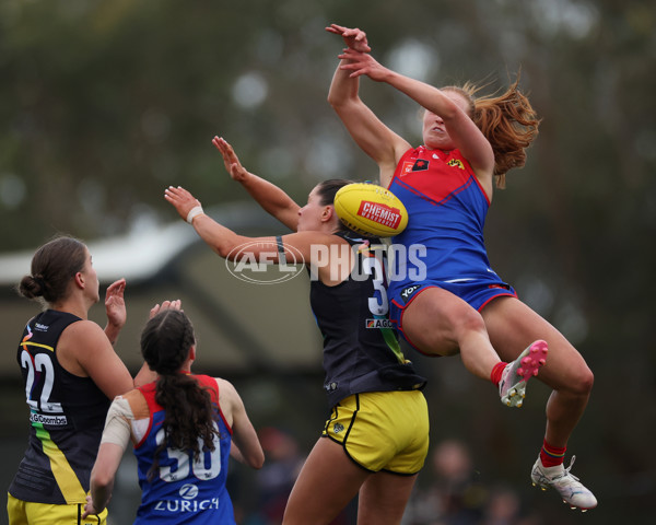 AFLW 2024 Round 08 - Melbourne v Richmond - A-55357323