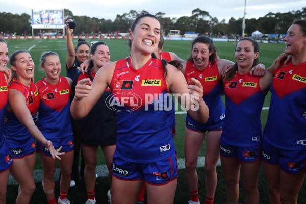 AFLW 2024 Round 08 - Melbourne v Richmond - A-55357361