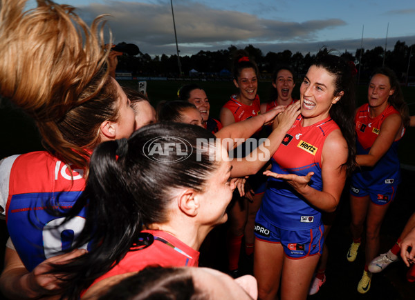 AFLW 2024 Round 08 - Melbourne v Richmond - A-55357379