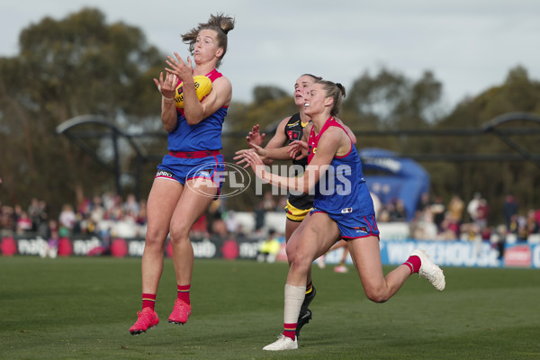 AFLW 2024 Round 08 - Melbourne v Richmond - A-55357697