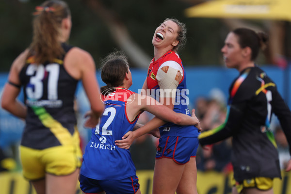 AFLW 2024 Round 08 - Melbourne v Richmond - A-55357730