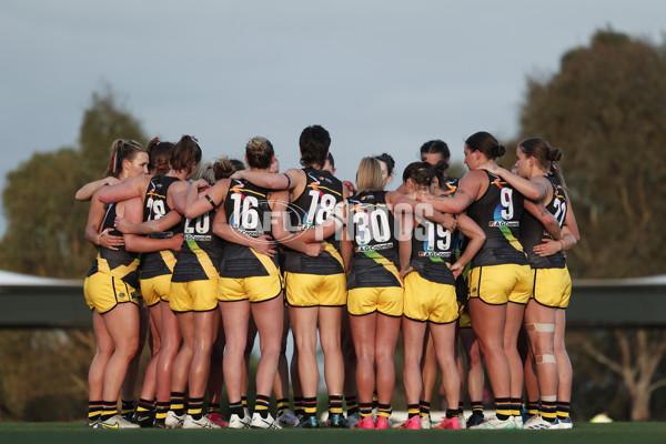 AFLW 2024 Round 08 - Melbourne v Richmond - A-55357748