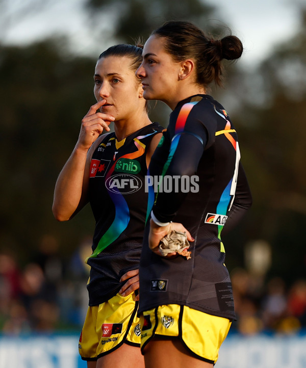 AFLW 2024 Round 08 - Melbourne v Richmond - A-55357767