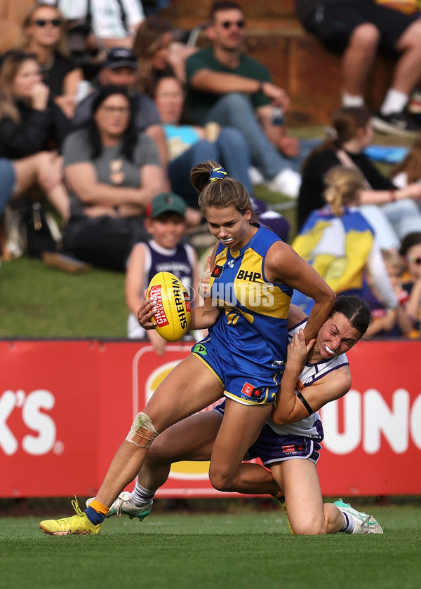 AFLW 2024 Round 08 - West Coast v Fremantle - A-55360007