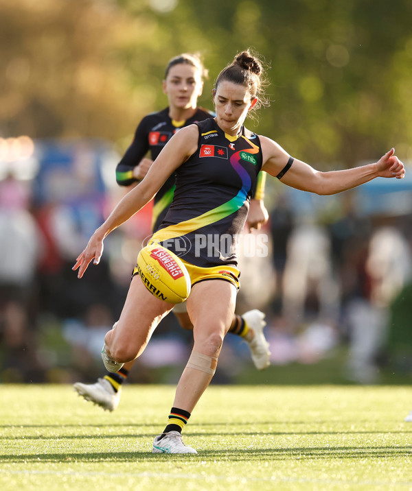 AFLW 2024 Round 08 - Melbourne v Richmond - A-55360944